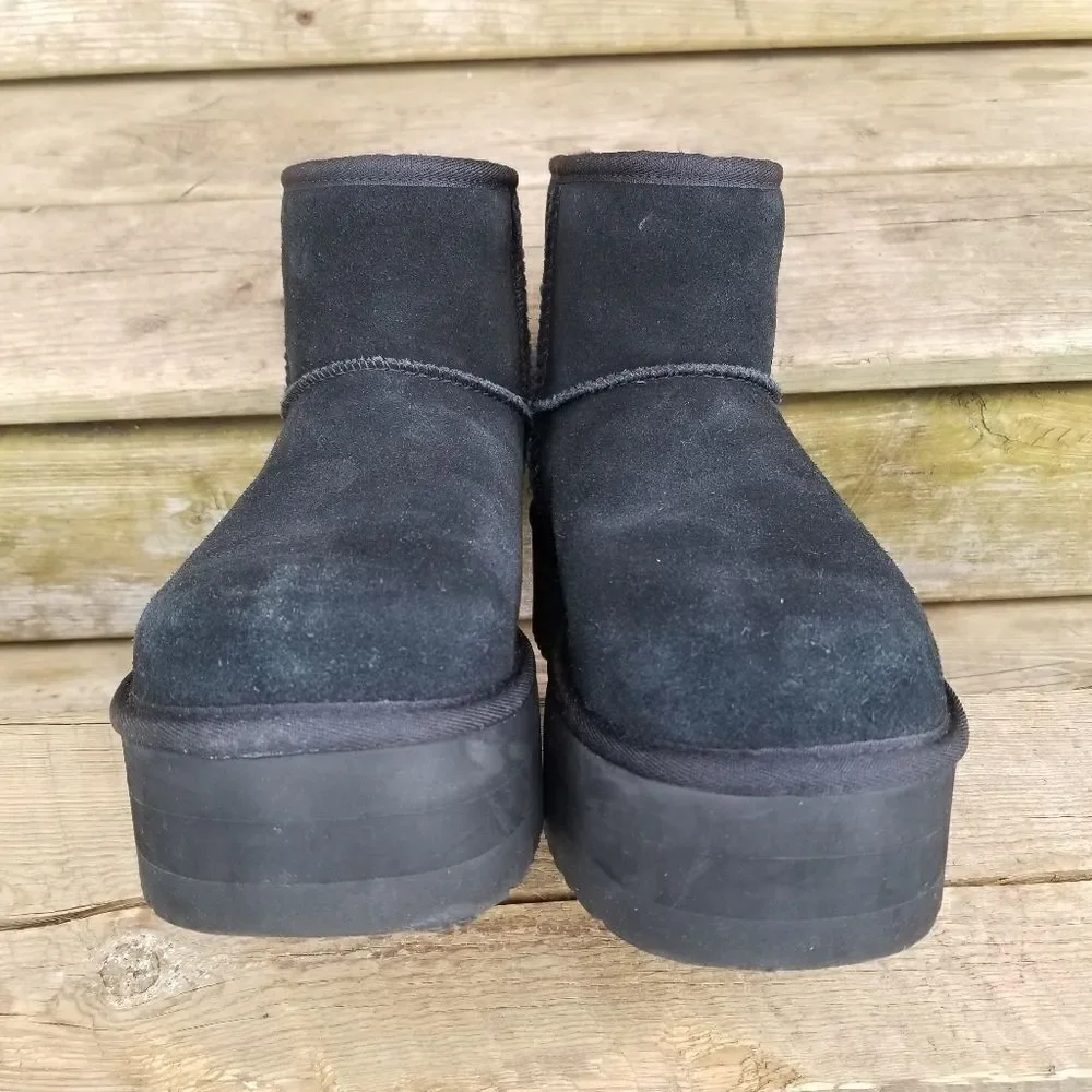 Ugg Australia Classic Mini Black‎ Suede Leather Super Platform Chunky Boots 9